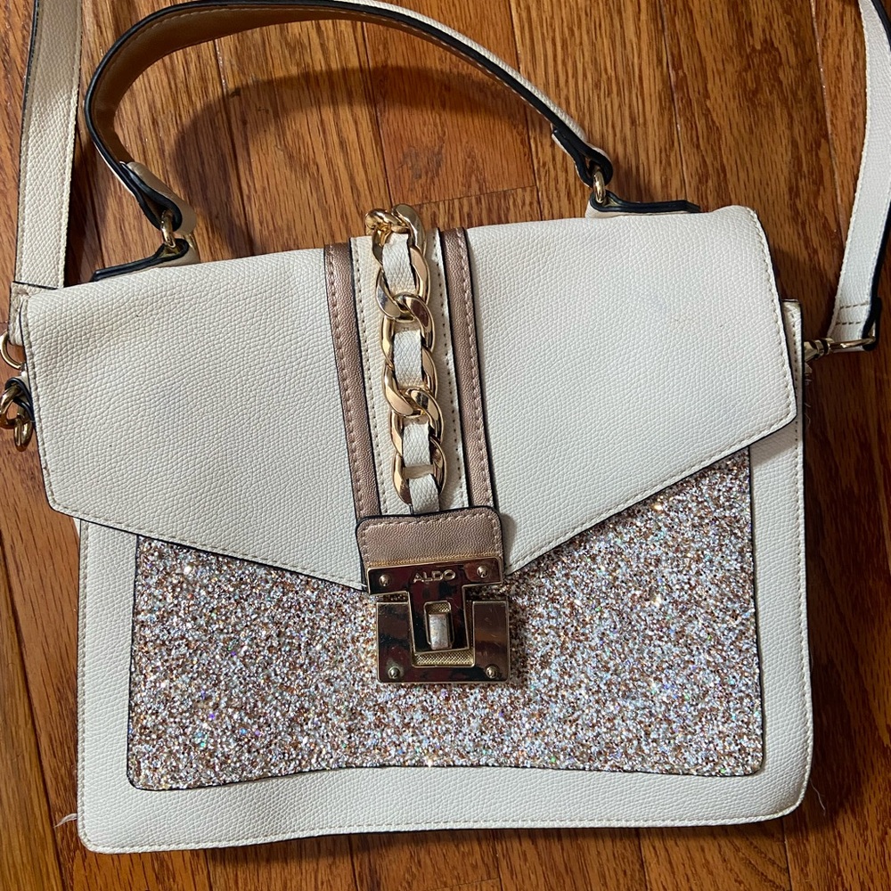 2000 purse